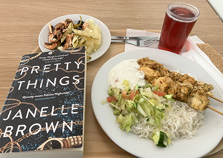 Kycklingspett med ris och grönsaker boken Pretty things